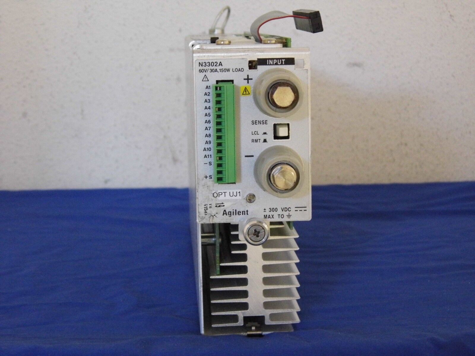 AGILENT N3302A, DC elect. load 60Vdc, 30A,150W Opt. UJ1 (15 in Stock) AGILENT N3302A, DC elect. load 60Vdc, 30A,150W Opt. UJ1 (15 in Stock)